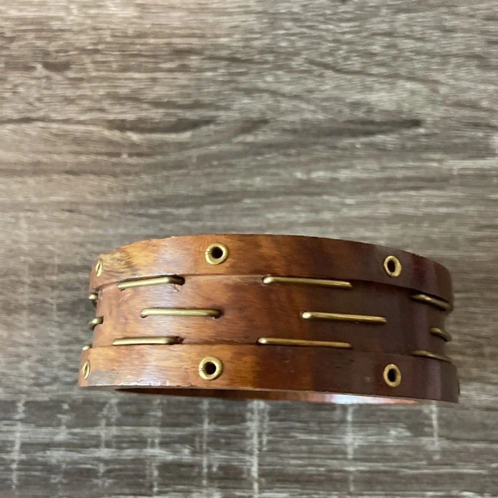 Boho wood bracelet gold wire hippie western coastal cowgirl festival resortwear